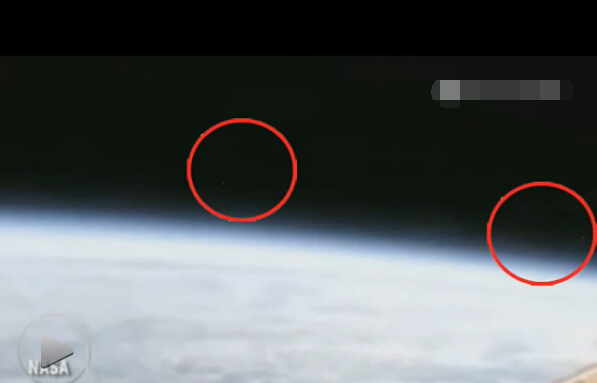 NASA最新视频疑似外星飞船.jpg