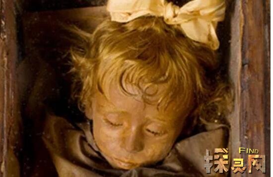 罗萨莉娅隆巴多