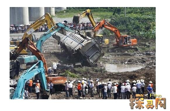 温州高铁事故真相之谜 ,事故的原因疑点重重